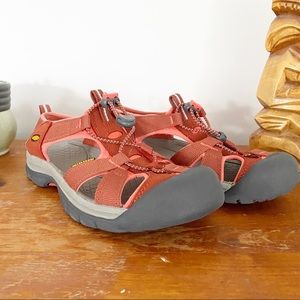 KEEN Closed Toe Water Hiking Sandals